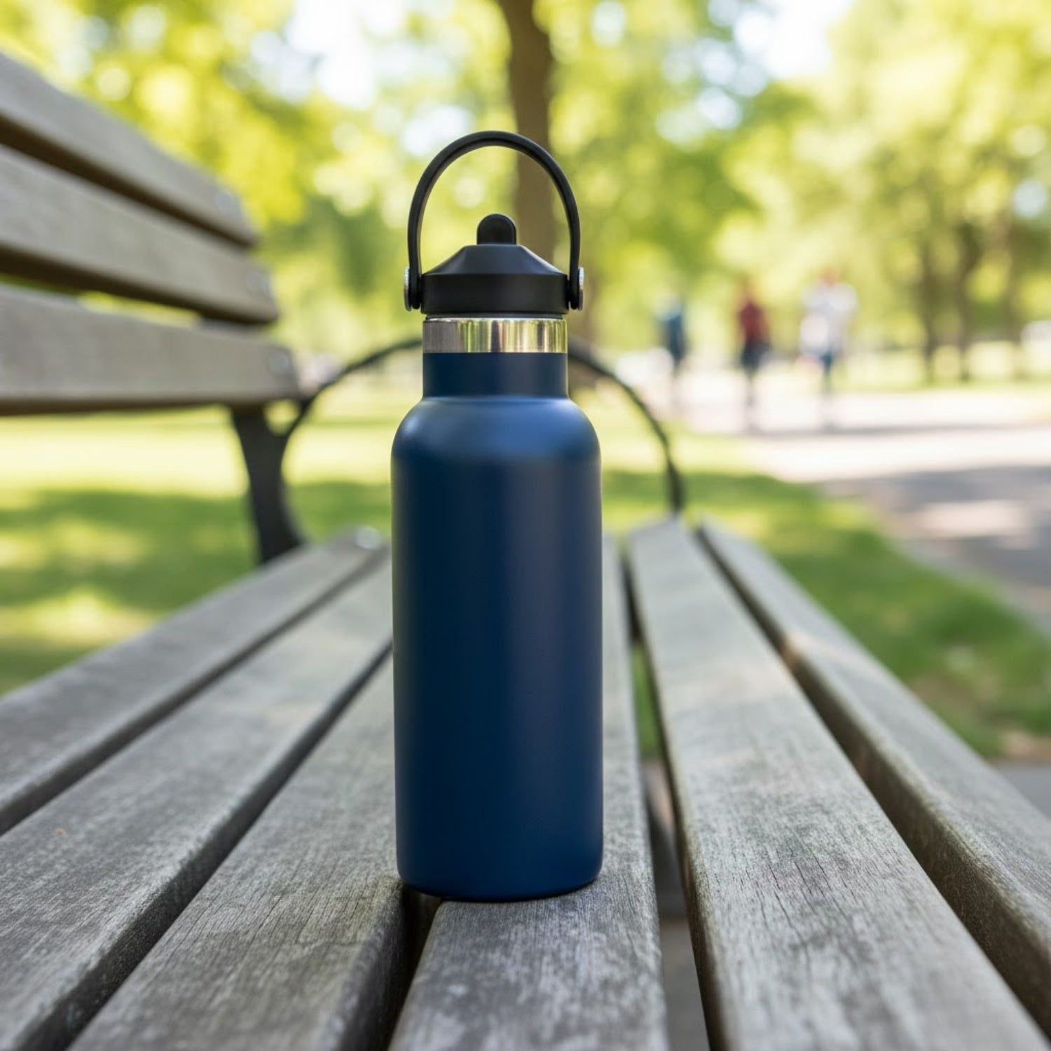 Blue stainless steel vacuum bottle 500 ml for travel and outdoor use